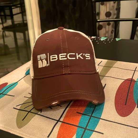 Beck’s Two-Tone Unstructured baseball hat - Picture 1 of 3